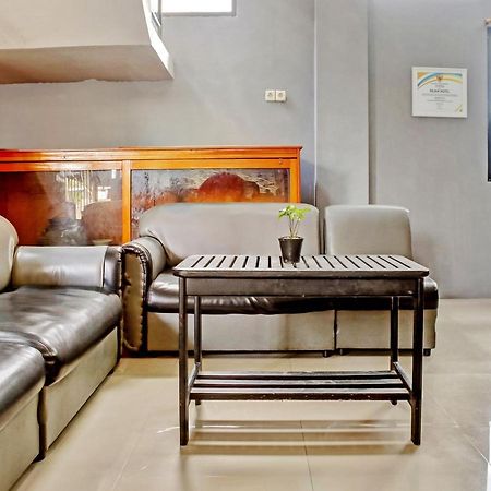 Super Oyo 3903 Sweethome Syariah Guesthouse Martapura  Luaran gambar