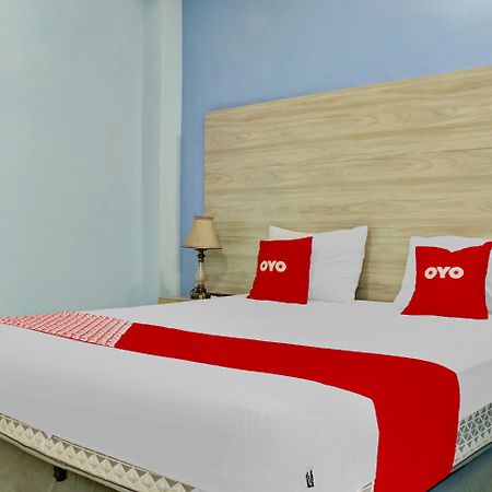 Super Oyo 3903 Sweethome Syariah Guesthouse Martapura  Luaran gambar